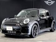2022 BMW MINI