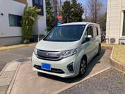 2016 HONDA STEPWAGON