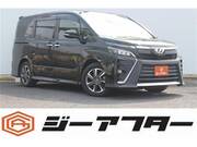 2017 TOYOTA VOXY