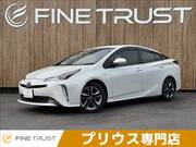 2020 TOYOTA PRIUS