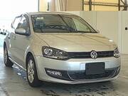2010 VOLKSWAGEN POLO