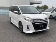 2014 TOYOTA NOAH SI