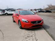 2013 VOLVO V40