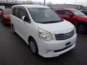 2011 TOYOTA NOAH X SMART EDITION