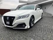 2018 TOYOTA CROWN RS