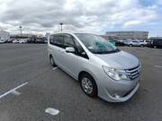 2014 NISSAN SERENA