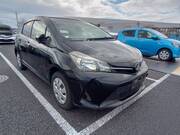 2015 TOYOTA VITZ