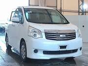 2011 TOYOTA NOAH X SMART EDITION