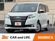 2017 TOYOTA NOAH