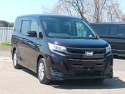 2017 TOYOTA NOAH HYBRID X