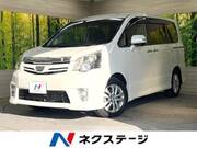 2011 TOYOTA NOAH