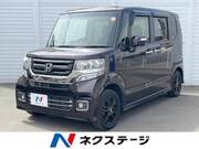 2017 HONDA N-BOX CUSTOM