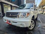 2003 MITSUBISHI PAJERO IO