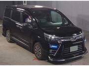 2018 TOYOTA VOXY