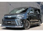 2018 TOYOTA VOXY