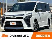 2019 TOYOTA VOXY