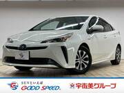 2019 TOYOTA PRIUS