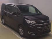 2017 TOYOTA NOAH