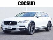 2019 VOLVO V90