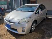 2011 TOYOTA PRIUS L