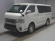 2018 TOYOTA HIACE VAN