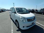 2011 TOYOTA NOAH X SMART EDITION