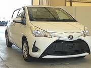 2017 TOYOTA VITZ