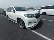 2018 TOYOTA LAND CRUISER PRADO TX