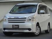 2010 TOYOTA NOAH