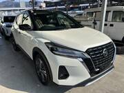 2020 NISSAN KICKS