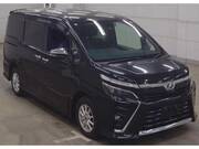 2019 TOYOTA VOXY