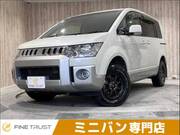 2018 MITSUBISHI DELICA D5