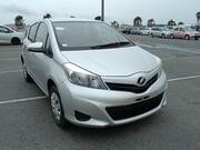 2013 TOYOTA VITZ F