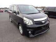2012 TOYOTA NOAH SI