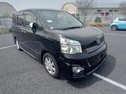 2013 TOYOTA VOXY