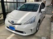 2012 TOYOTA PRIUS ALPHA G