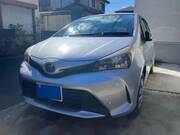 2015 TOYOTA VITZ F