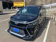 2018 TOYOTA VOXY