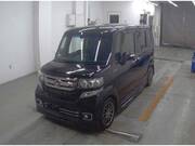 2016 HONDA N-BOX CUSTOM
