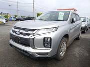 2021 MITSUBISHI RVR M