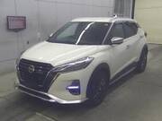 2021 NISSAN KICKS