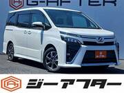 2017 TOYOTA VOXY