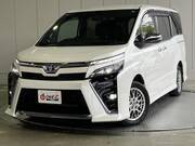 2020 TOYOTA VOXY