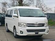 2013 TOYOTA HIACE WAGON GL