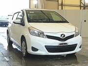 2013 TOYOTA VITZ F