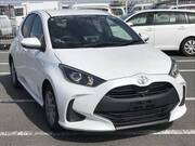 2022 TOYOTA YARIS