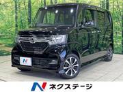 2017 HONDA N-BOX CUSTOM