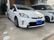 2013 TOYOTA PRIUS S