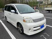 2007 TOYOTA VOXY