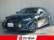 2019 LEXUS IS